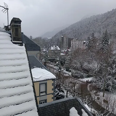 Dore Centre *